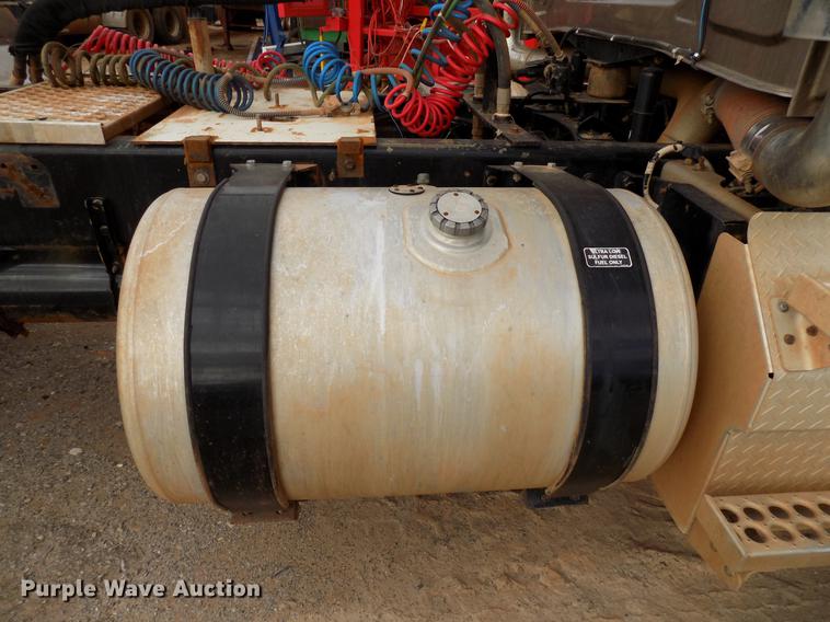 image for item DG3330 2012 Western Star 4900FA semi truck