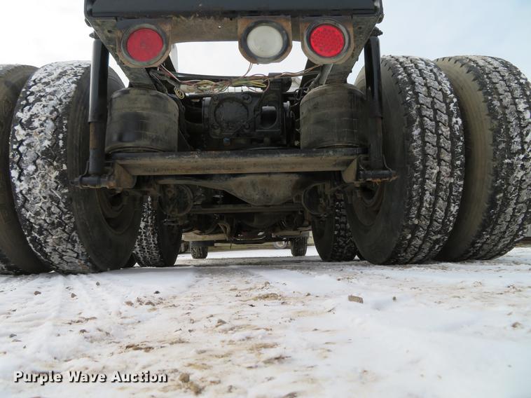 image for item DG3821 2012 Mack GU713 semi truck