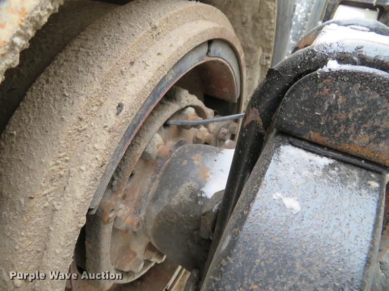 image for item DG3821 2012 Mack GU713 semi truck