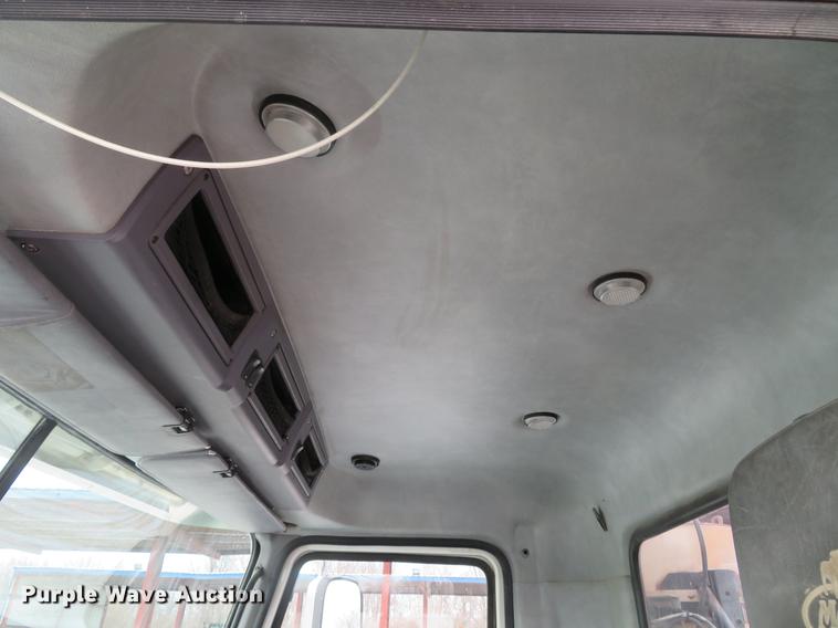 image for item DG3822 2009 Mack GU713 semi truck