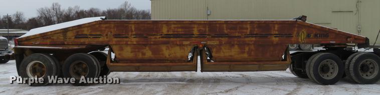 image for item DG3823 1980 Load King 2030 bottom dump trailer