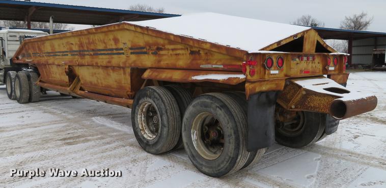 image for item DG3823 1980 Load King 2030 bottom dump trailer