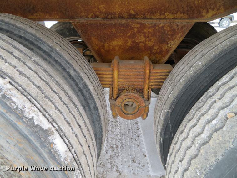 image for item DG3823 1980 Load King 2030 bottom dump trailer