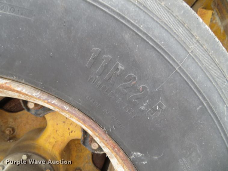 image for item DG3823 1980 Load King 2030 bottom dump trailer