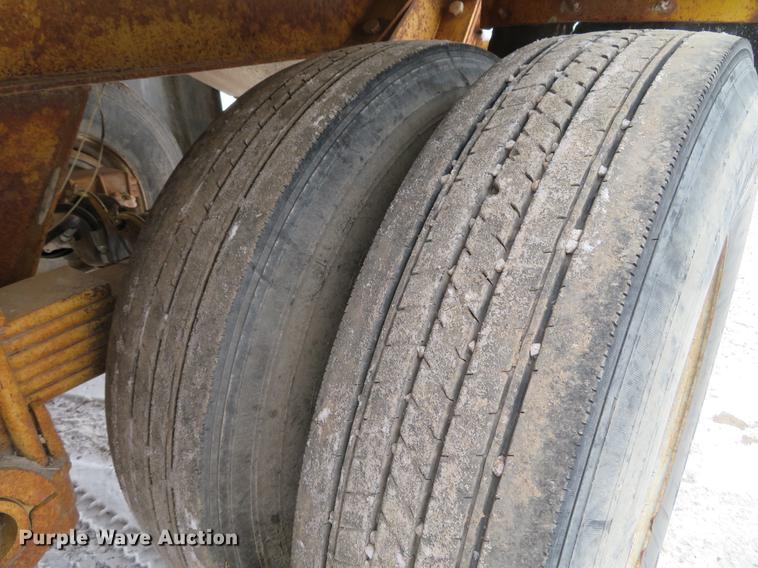 image for item DG3823 1980 Load King 2030 bottom dump trailer