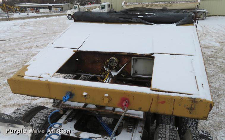 image for item DG3825 1979 Load King 2030 bottom dump trailer