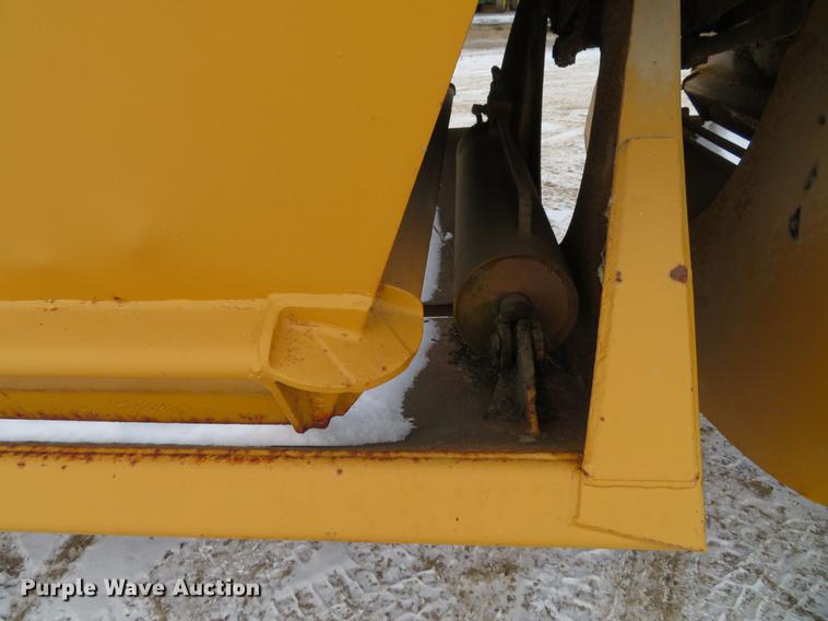 image for item DG3825 1979 Load King 2030 bottom dump trailer