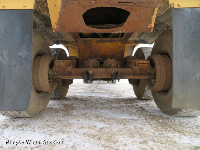 image for item DG3825 1979 Load King 2030 bottom dump trailer