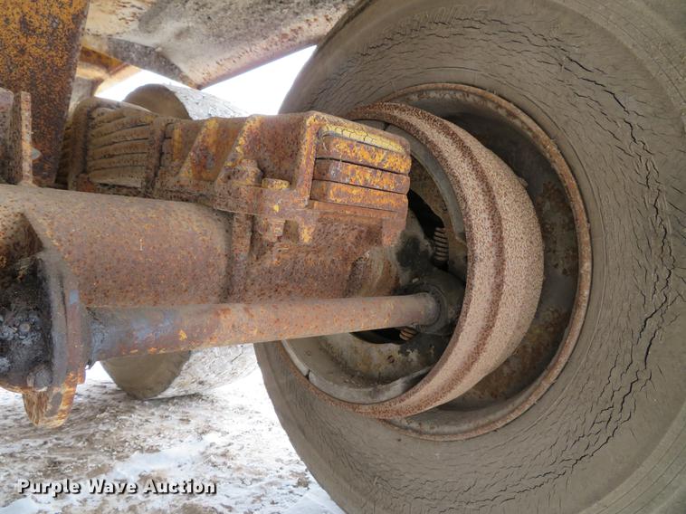 image for item DG3825 1979 Load King 2030 bottom dump trailer