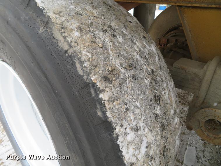 image for item DG3825 1979 Load King 2030 bottom dump trailer