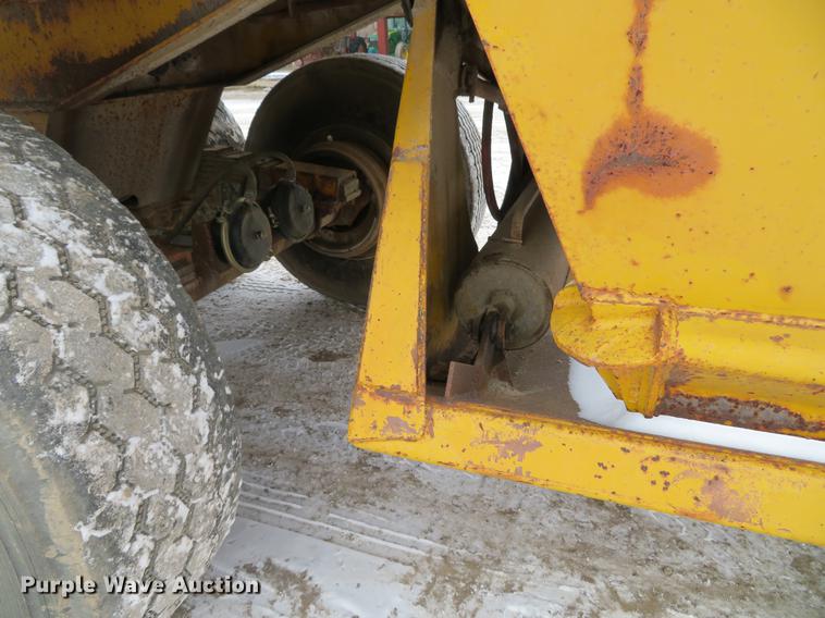 image for item DG3826 1979 Load King 2030 bottom dump trailer
