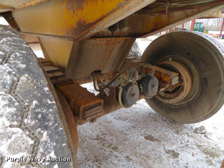 image for item DG3826 1979 Load King 2030 bottom dump trailer