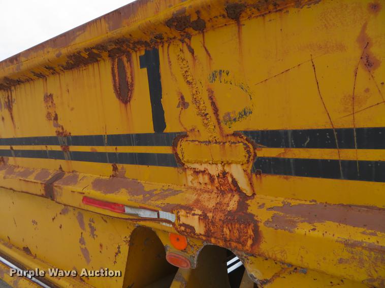 image for item DG3826 1979 Load King 2030 bottom dump trailer