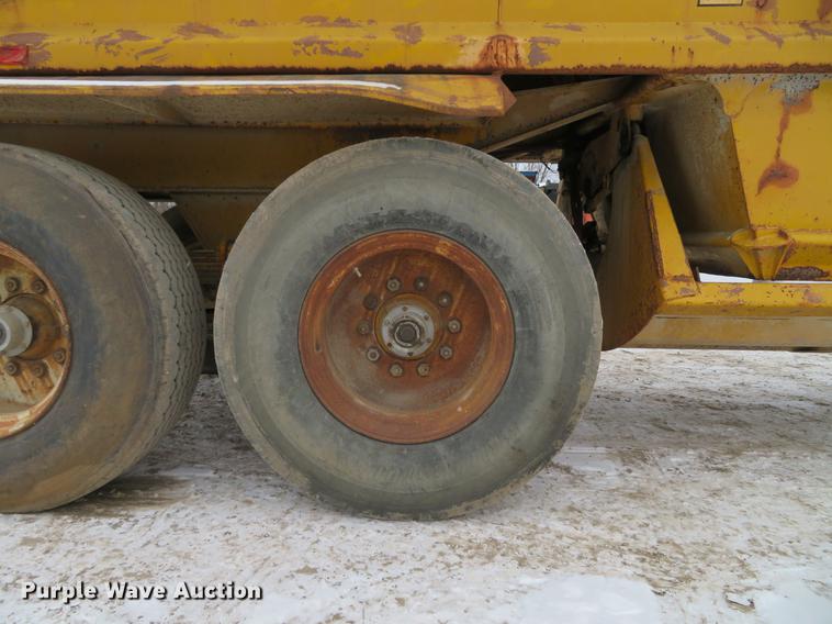 image for item DG3826 1979 Load King 2030 bottom dump trailer