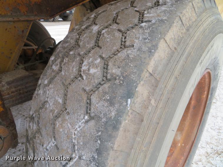 image for item DG3826 1979 Load King 2030 bottom dump trailer