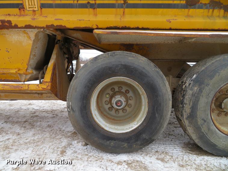 image for item DG3826 1979 Load King 2030 bottom dump trailer