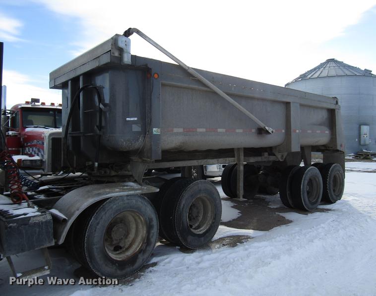 image for item FJ9605 1978 Travis end dump trailer