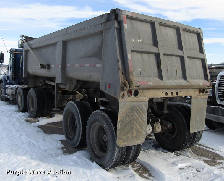 image for item FJ9605 1978 Travis end dump trailer