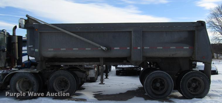 image for item FJ9605 1978 Travis end dump trailer