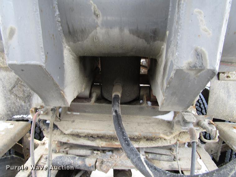 image for item FJ9605 1978 Travis end dump trailer