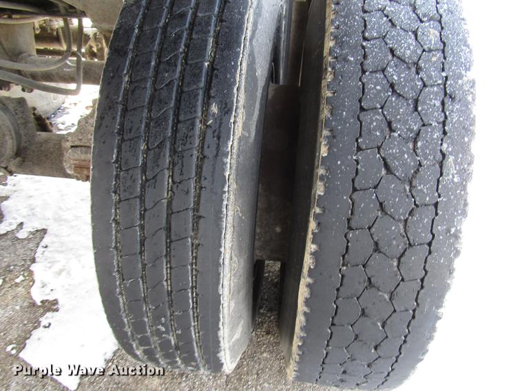 image for item FJ9605 1978 Travis end dump trailer