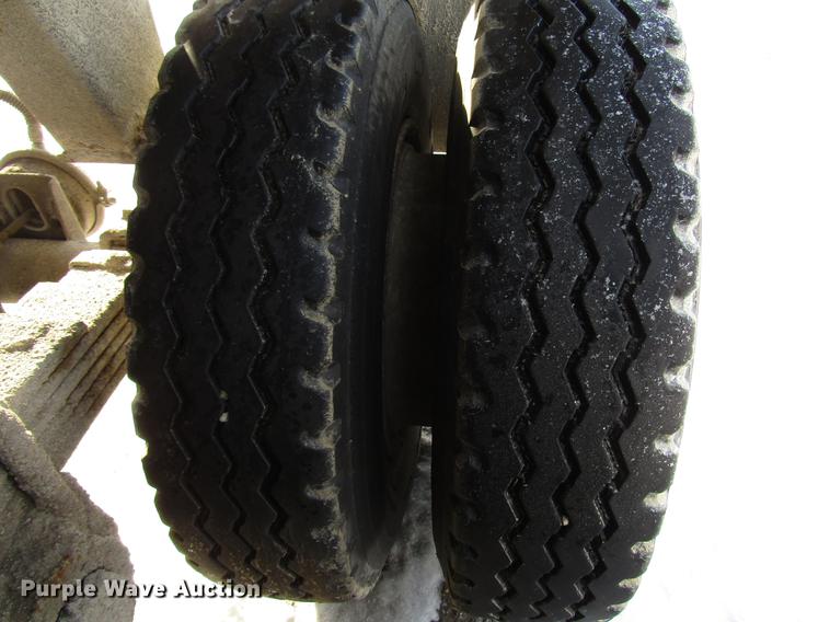 image for item FJ9605 1978 Travis end dump trailer