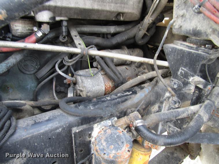 image for item FJ9606 1995 Freightliner FLD semi truck