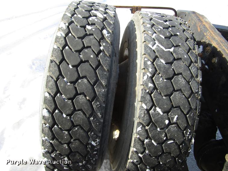 image for item FJ9606 1995 Freightliner FLD semi truck