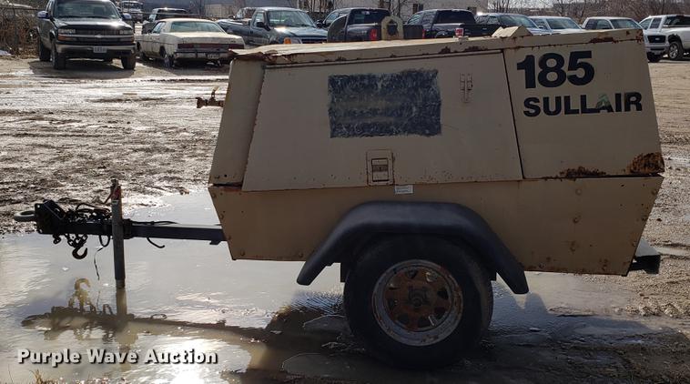 image for item AV9319 Sullair 185DP0JB air compressor