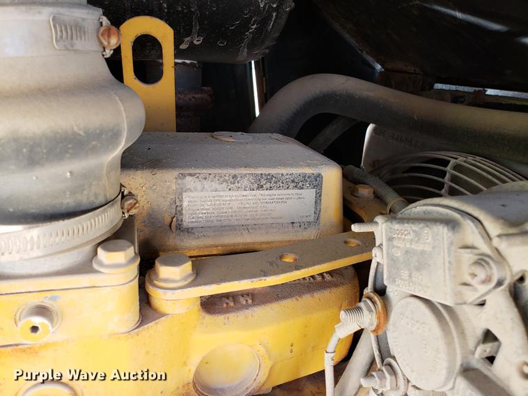 image for item AV9319 Sullair 185DP0JB air compressor