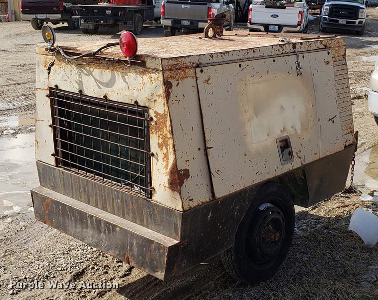 image for item AV9320 Sullair 100GPQ2WT0 air compressor