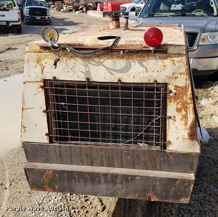 image for item AV9320 Sullair 100GPQ2WT0 air compressor