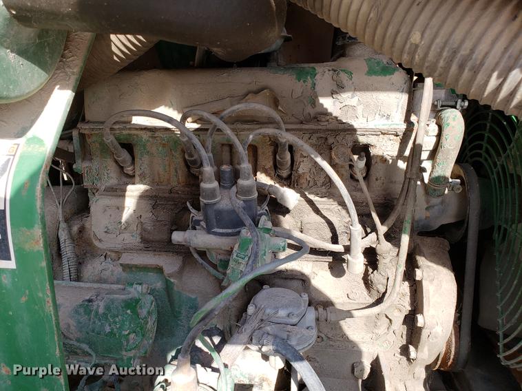 image for item AV9320 Sullair 100GPQ2WT0 air compressor