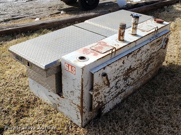 image for item AV9321 L-shaped fuel tank