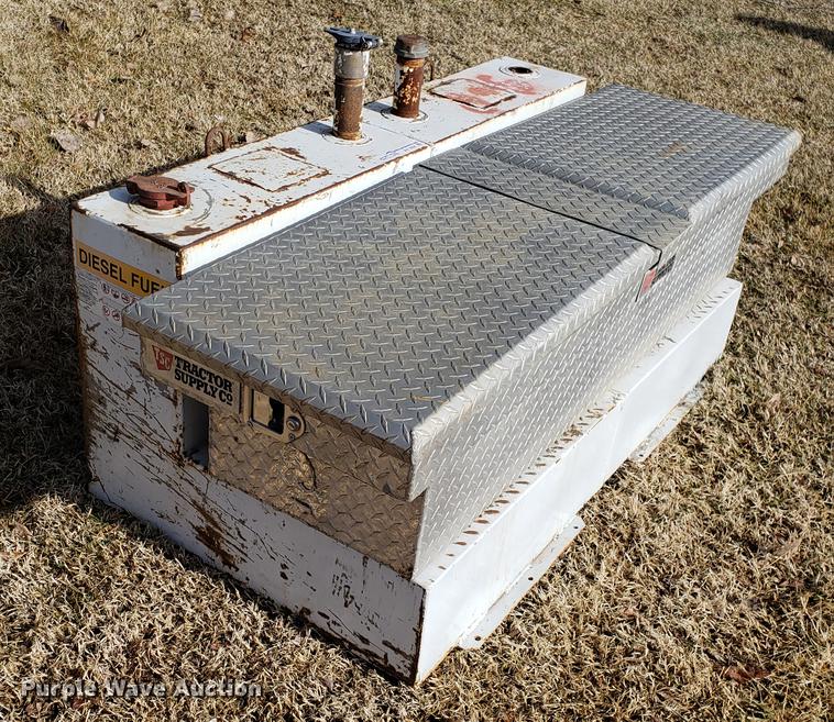 image for item AV9321 L-shaped fuel tank