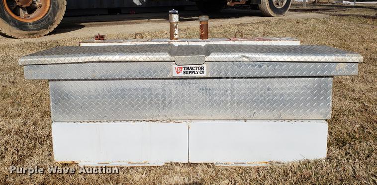 image for item AV9321 L-shaped fuel tank