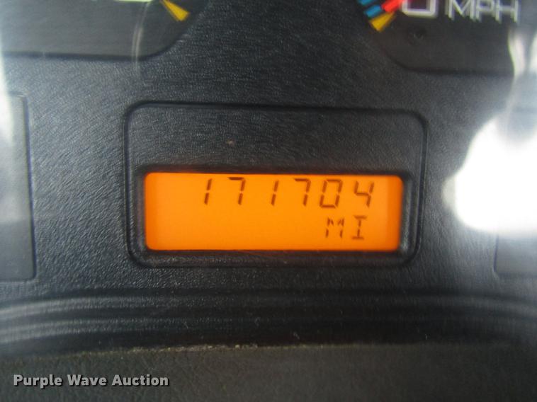 image for item DB6899 2006 International 4400 bucket truck