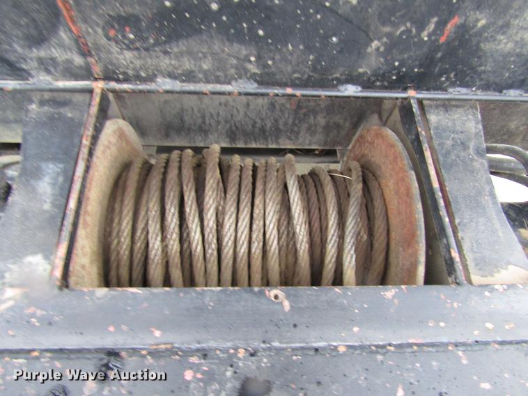 image for item DB6899 2006 International 4400 bucket truck