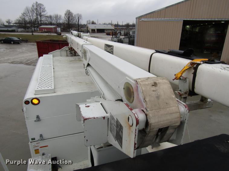 image for item DB6899 2006 International 4400 bucket truck