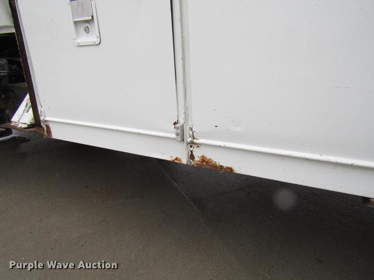 image for item DB6899 2006 International 4400 bucket truck