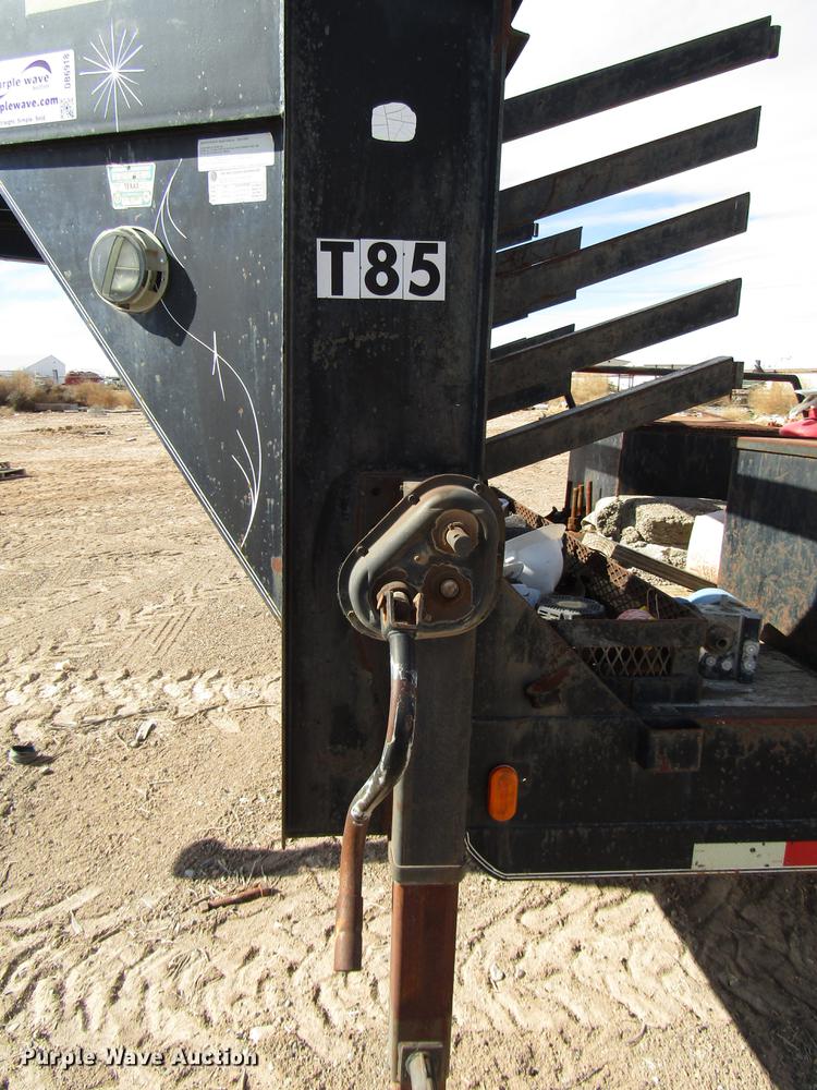 image for item DB6918 2007 Apache utility trailer