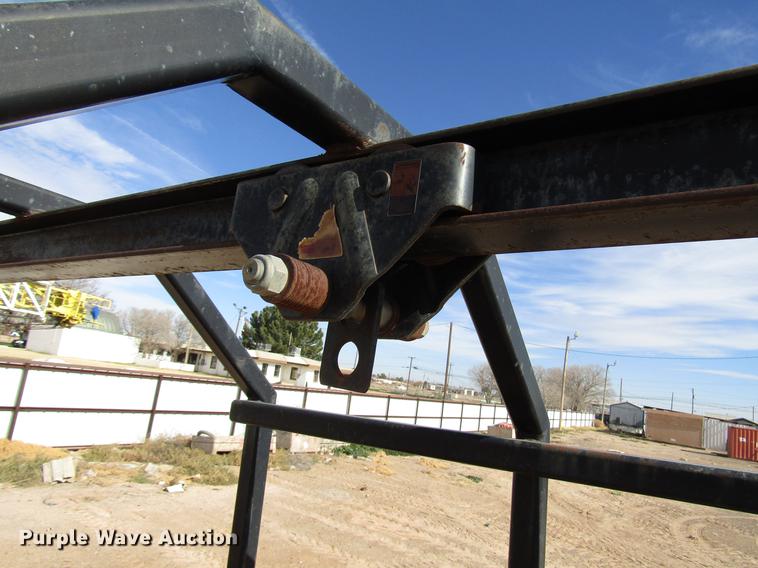 image for item DB6918 2007 Apache utility trailer