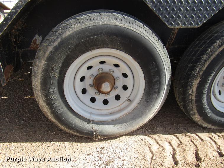 image for item DB6918 2007 Apache utility trailer