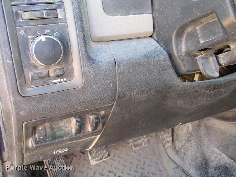 image for item DB6921 2011 Dodge Ram 5500 Crew Cab flatbed truck