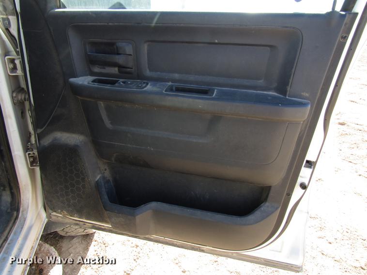 image for item DB6921 2011 Dodge Ram 5500 Crew Cab flatbed truck