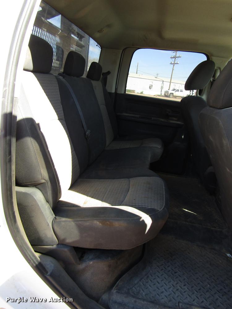 image for item DB6921 2011 Dodge Ram 5500 Crew Cab flatbed truck