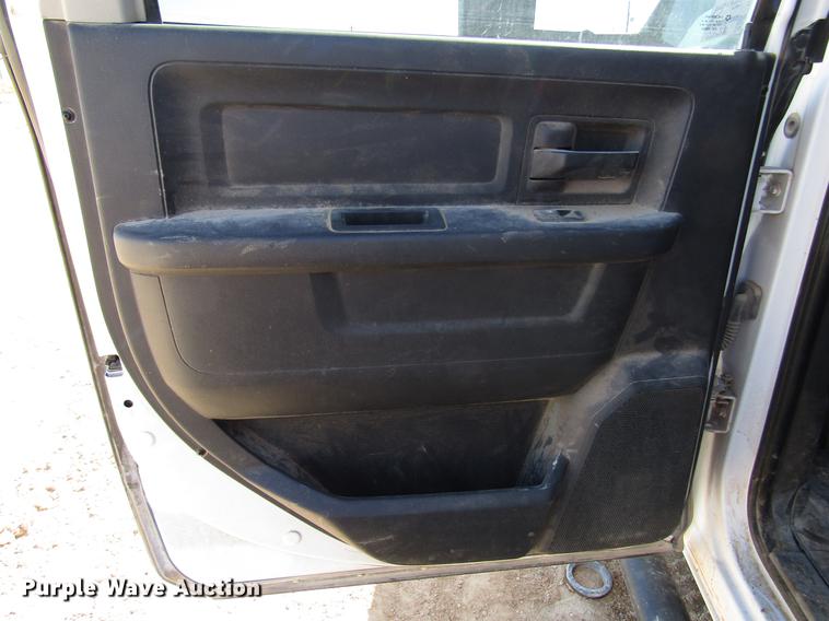 image for item DB6921 2011 Dodge Ram 5500 Crew Cab flatbed truck