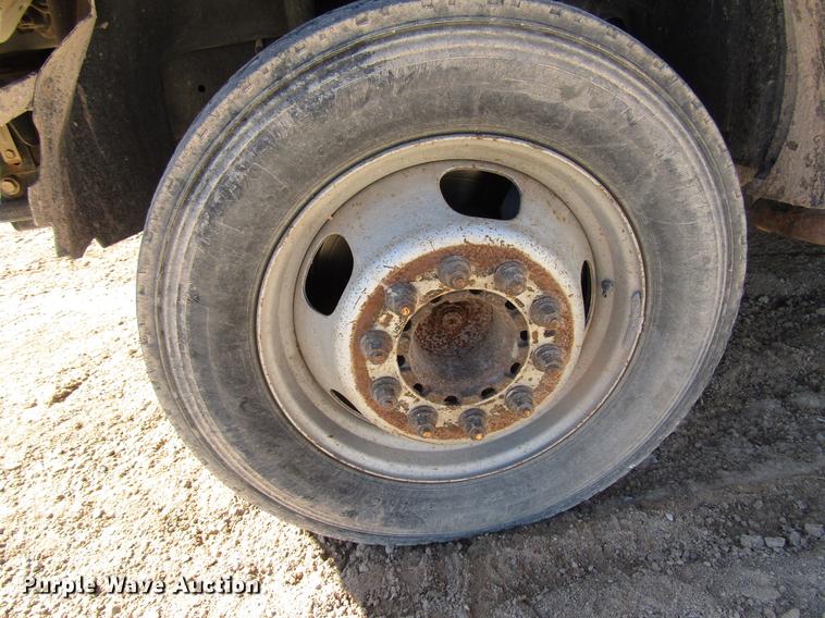 image for item DB6921 2011 Dodge Ram 5500 Crew Cab flatbed truck