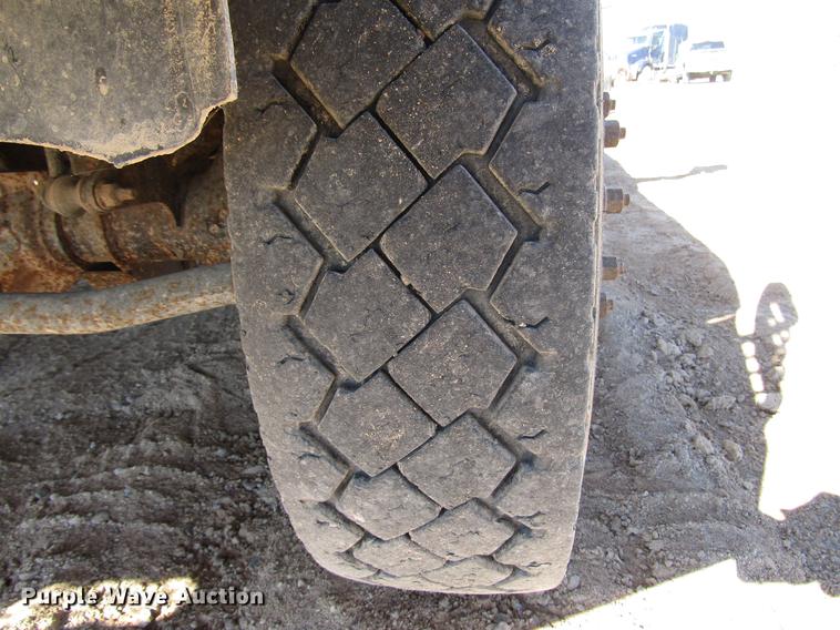 image for item DB6921 2011 Dodge Ram 5500 Crew Cab flatbed truck