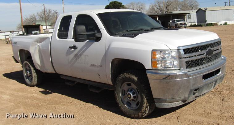 image for item DB6922 2011 Chevrolet Silverado 2500HD Ext. Cab pickup truck